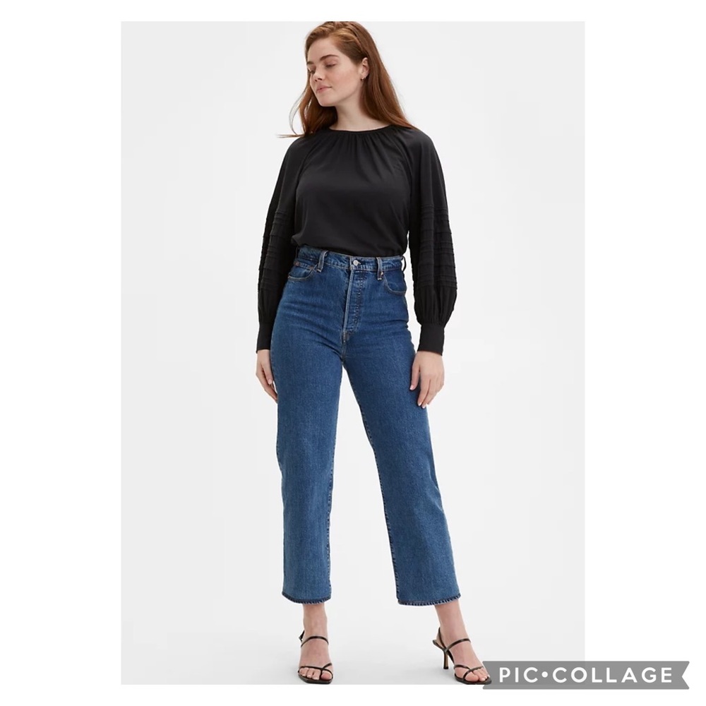 Levi’s 25 Ribcage Straight Leg High Rise Jeans Medium Blue Wash